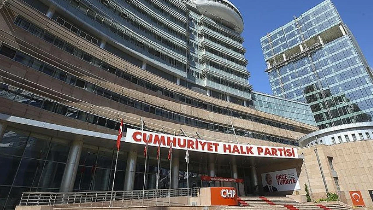 CHP'de Özel Sonrası İlk Seçim: Yeni Grup Başkanı ve Grup Başkan Vekilleri Belli Oldu