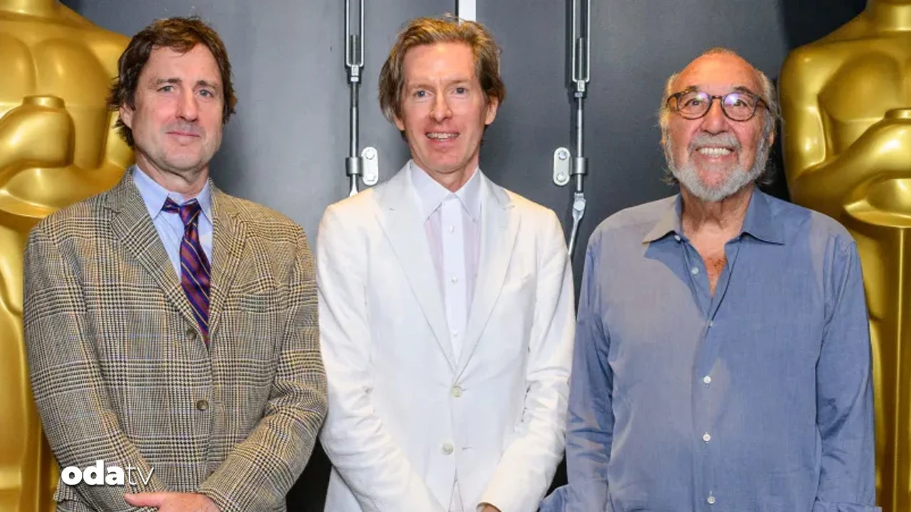 Yönetmen Wes Anderson asansörde kaldı