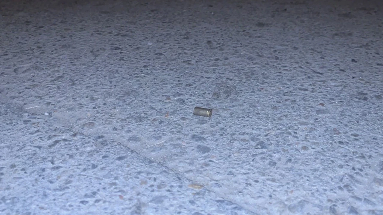 Sokak ortasında silahlı kavga: 1 yaralı