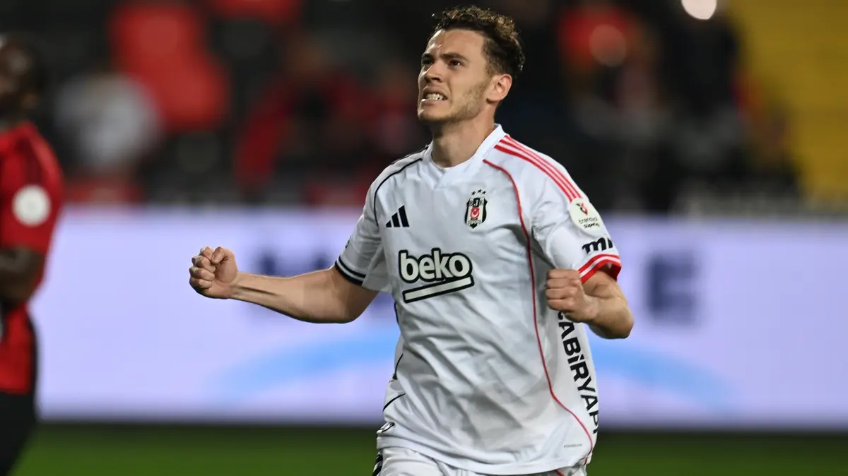Sassuolo, Kristjan Asllani'nin peşinde