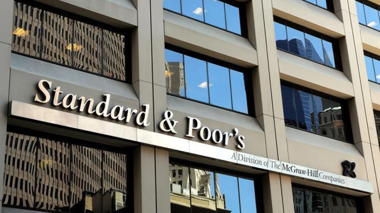 Standard & Poor's, ABD'nin kredi notunu 'sabit' bıraktı