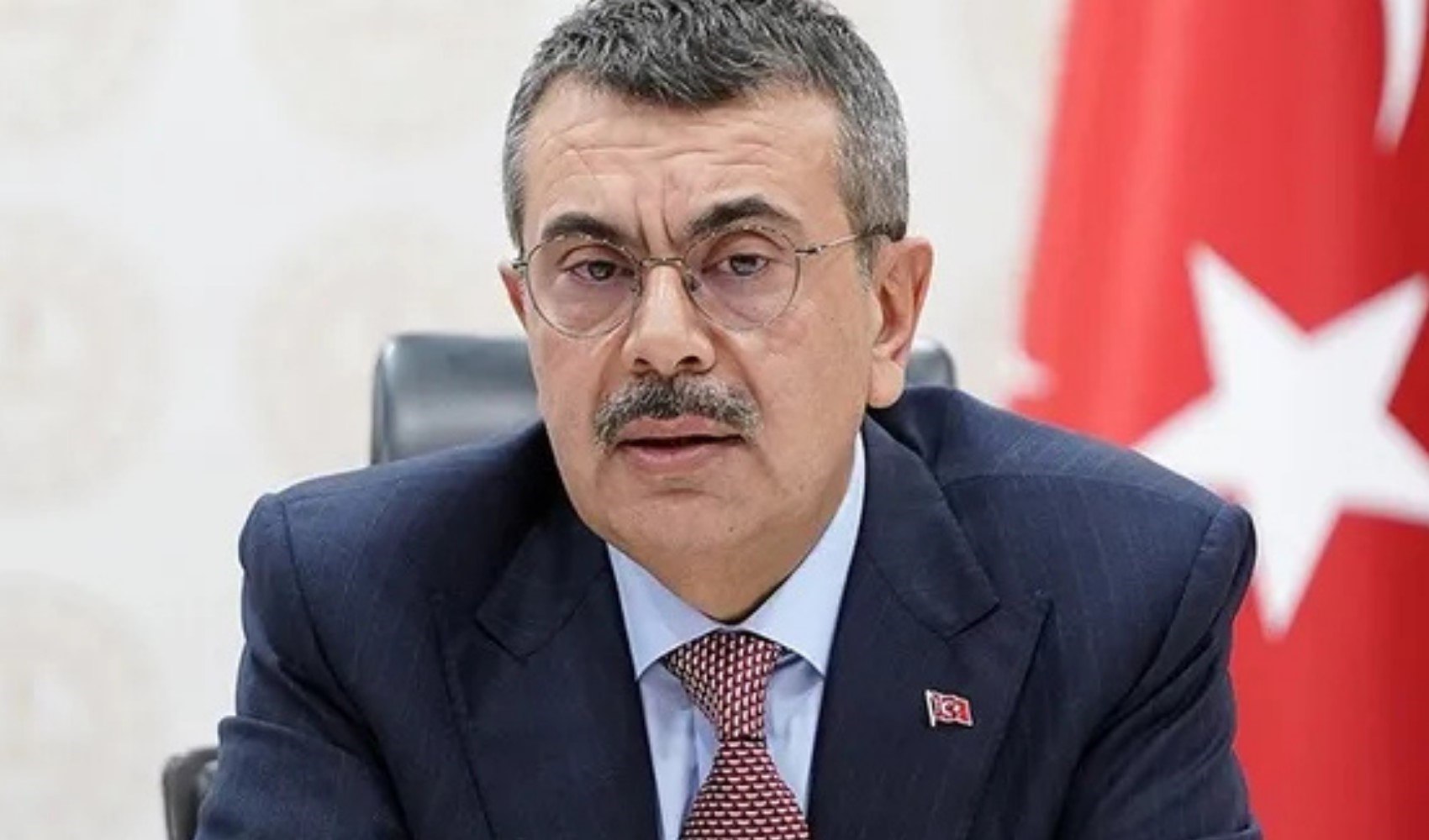 Beklenen açıklama geldi: Yusuf Tekin ara tatil kararını duyurdu