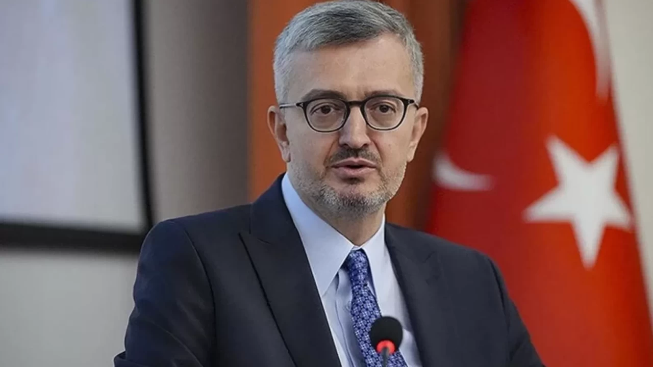 Duran, Cemil Meriç'i andı: 'Fikir mirası zihinlerimize ışık olmayı sürdürüyor'