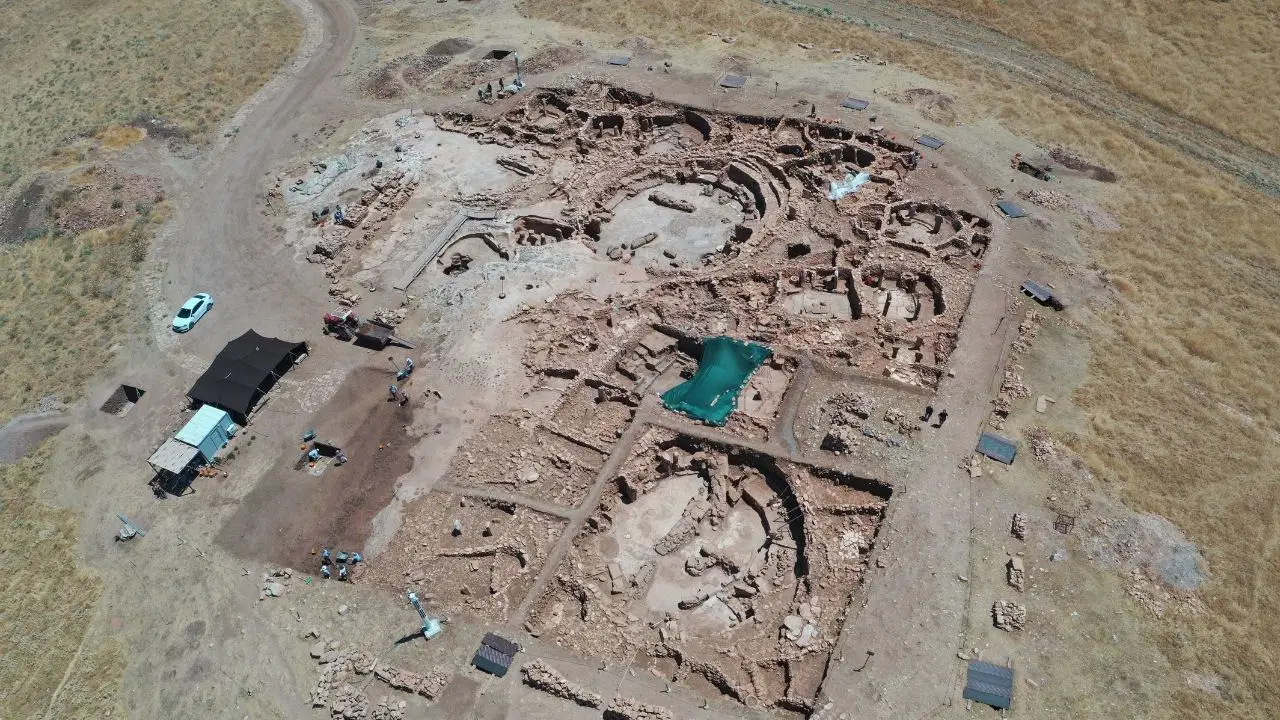 Göbeklitepe'nin çağdaşı Karahantepe'de kazılar başladı: Üstü kapatılan yapı ilk kez kazılacak
