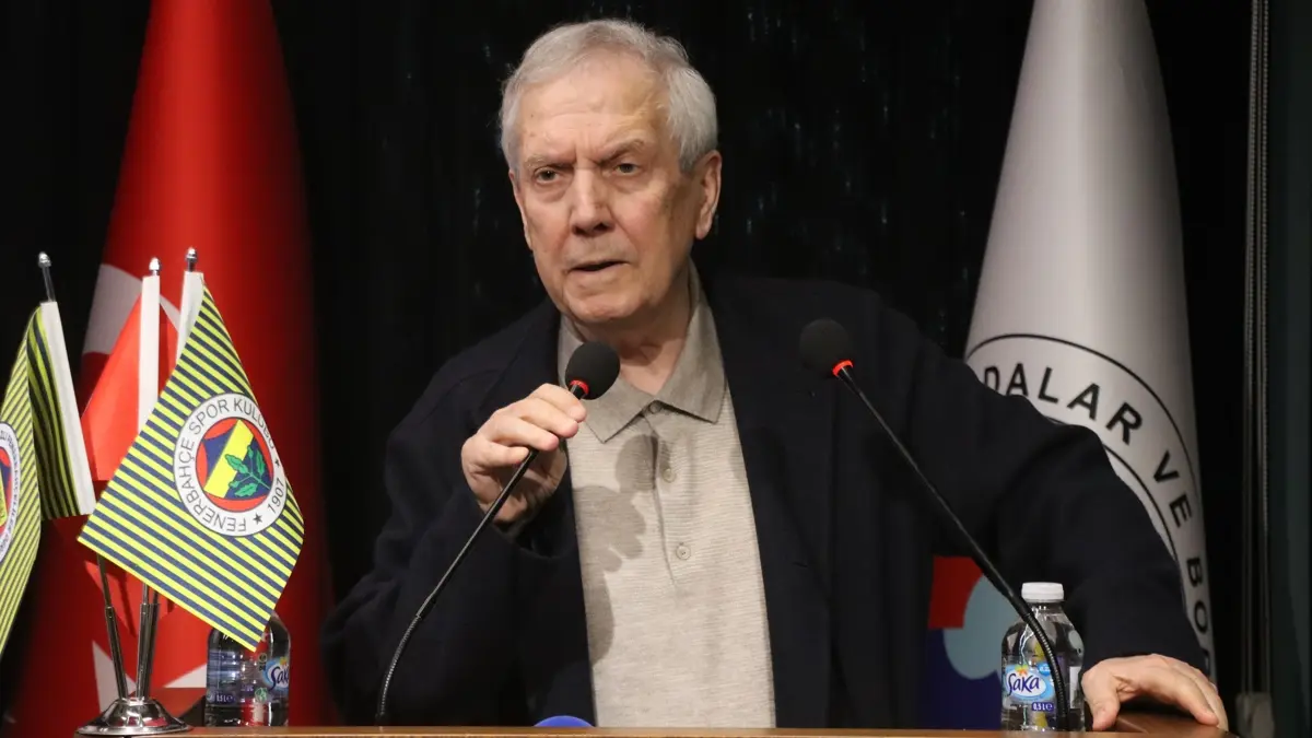 Aziz Yıldırım'dan açıklamalar! "Ben liderim, başkan değilim"