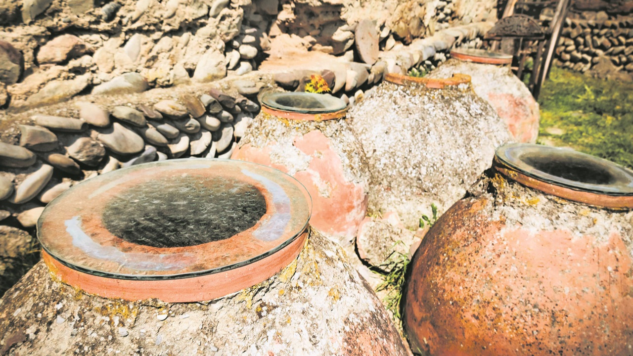 Gürcistan’da devam eden küp şarabı geleneği