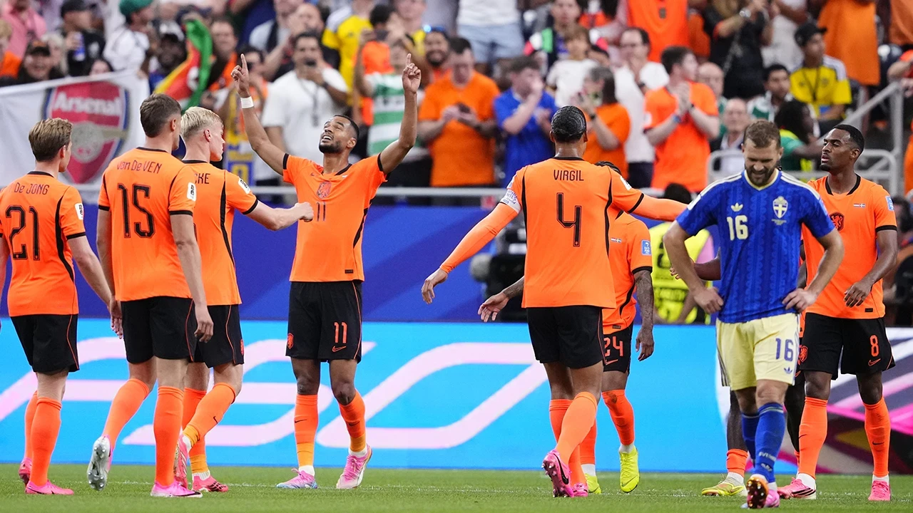 Hollanda'dan İsveç'e gol yağmuru: Gakpo ve Brobbey şov yaptı