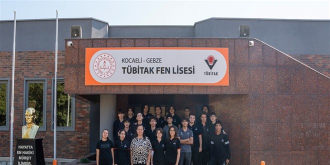 Türkiye'nin tek 'kampüs içi' fen lisesi 90 deha arıyor