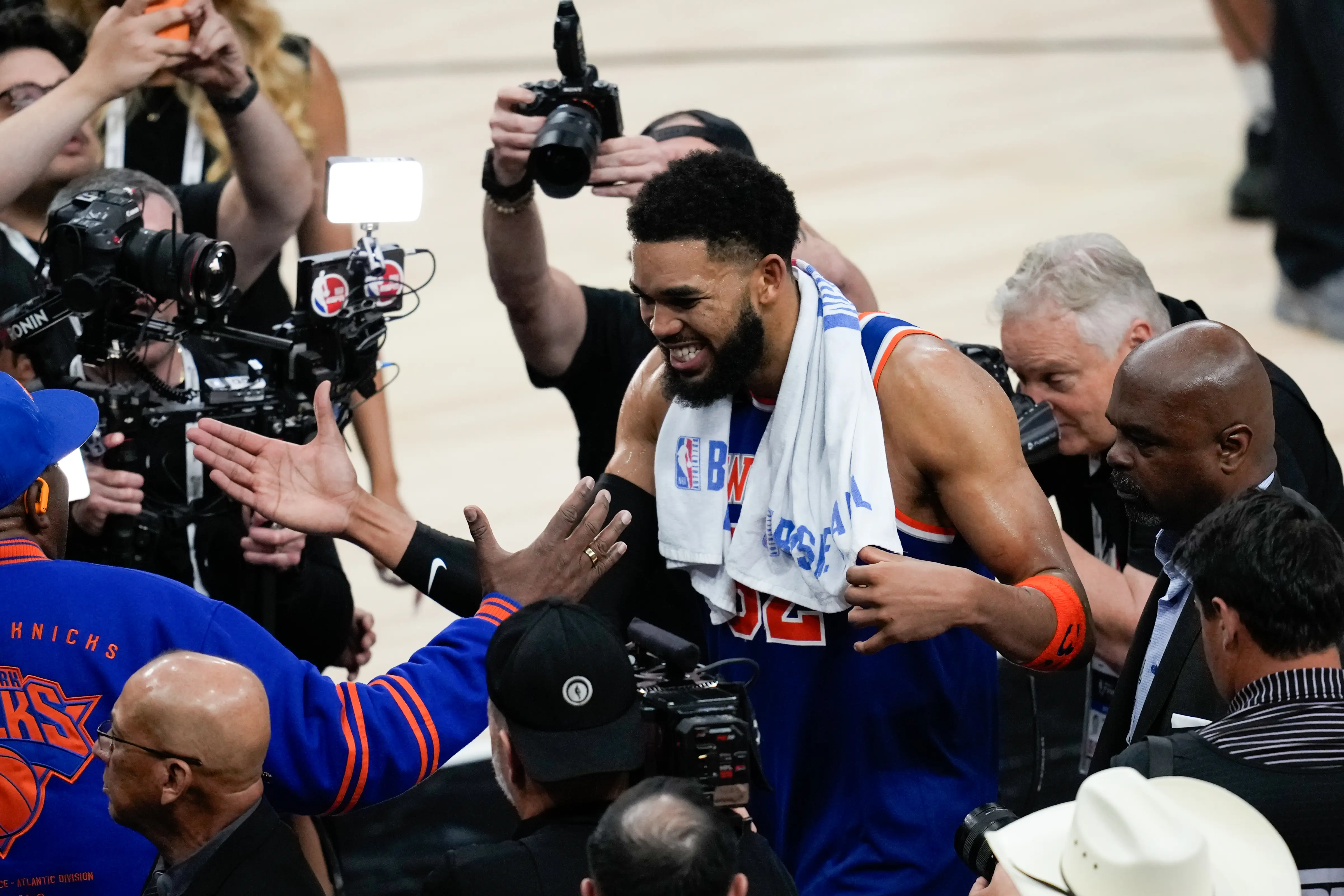 Knicks tarih yazıyor! Final serisinde 2-0 öne geçti
