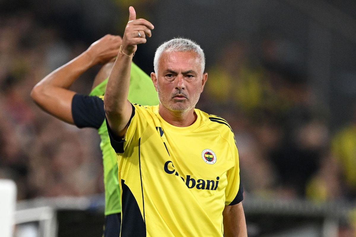 Jose Mourinho Real Madrid'e Beşiktaş'ın eski yıldızıyla birlikte dönüyor