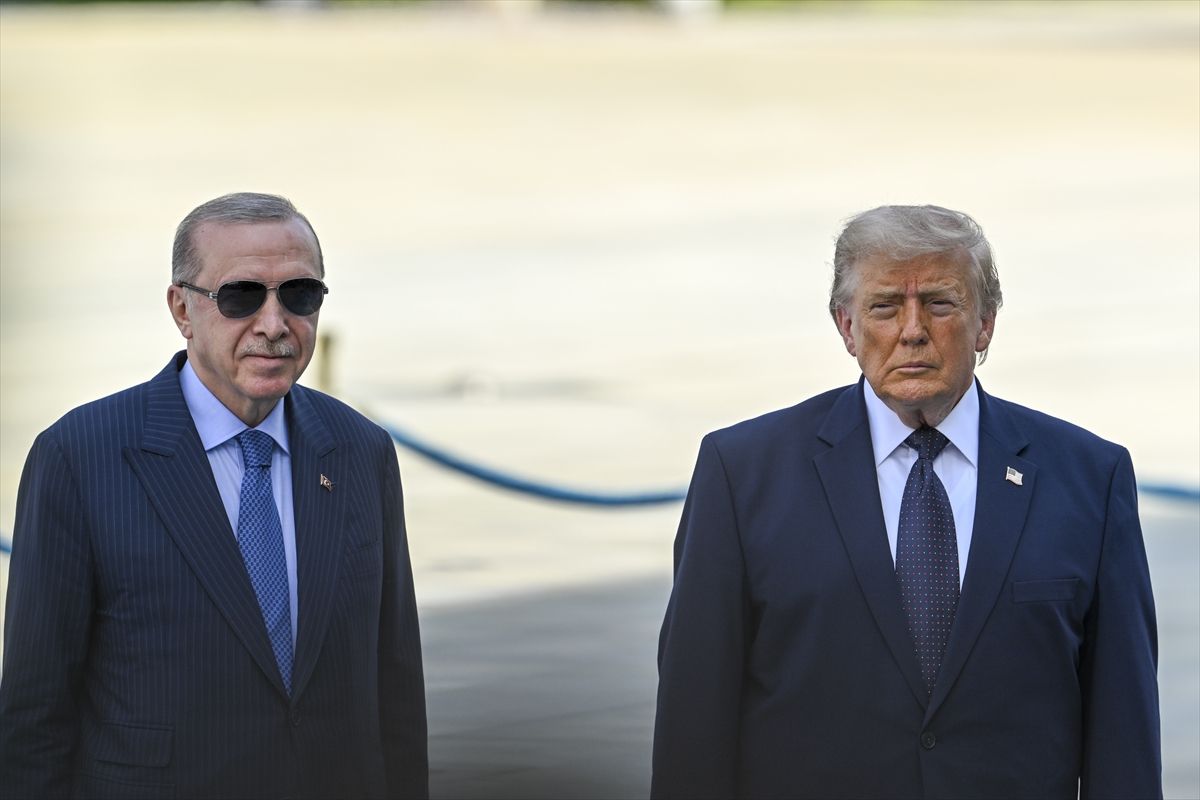 Erdoğan, Trump'ı Cumhurbaşkanlığı Külliyesi'nde törenle karşıladı