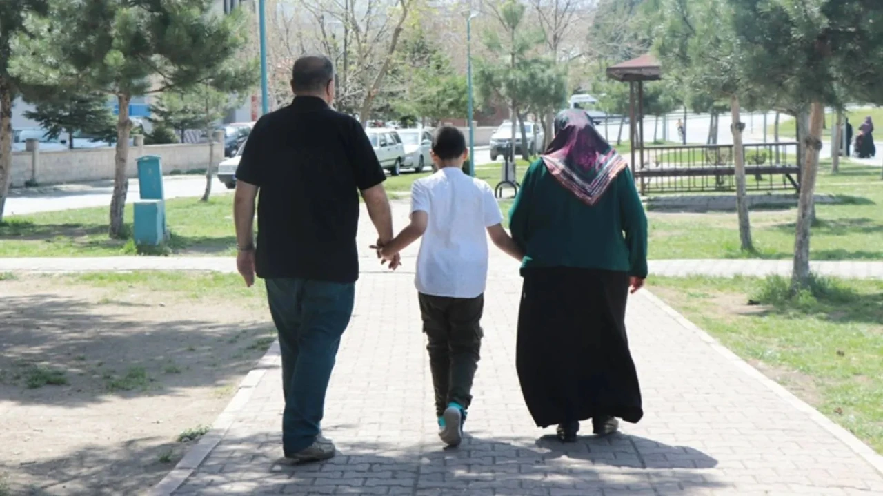 Özel gereksinimli çocuğa sahip ailelerden çağrı: Mola evleri istiyoruz