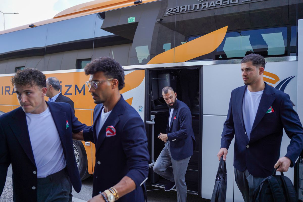 İran, Dünya Kupası için Antalya'dan ayrıldı