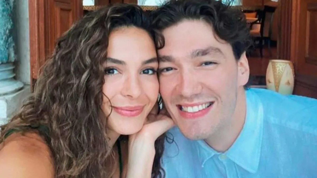Cedi Osman'ın Ebru Şahin'e bakışı her şeyi anlattı