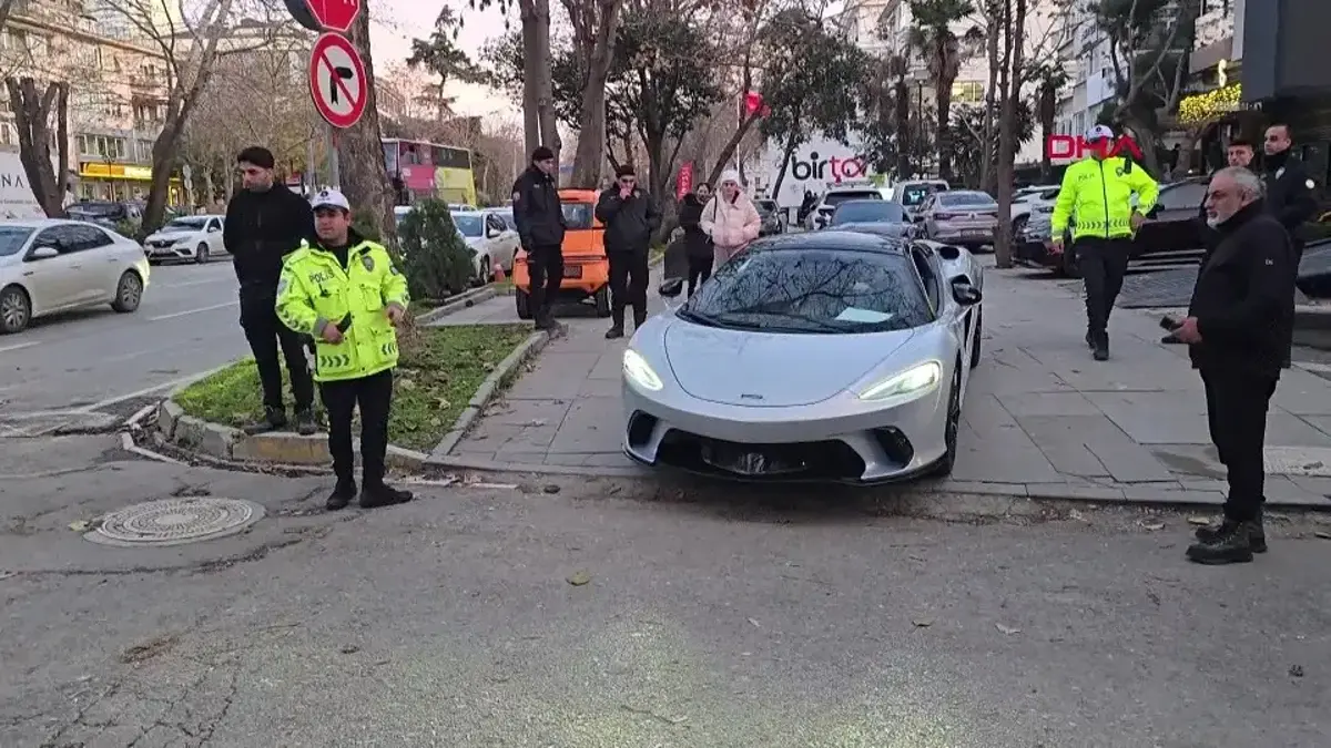 Ünlülerin galericisi sırra kadem bastı! 141 milyonluk vurgun