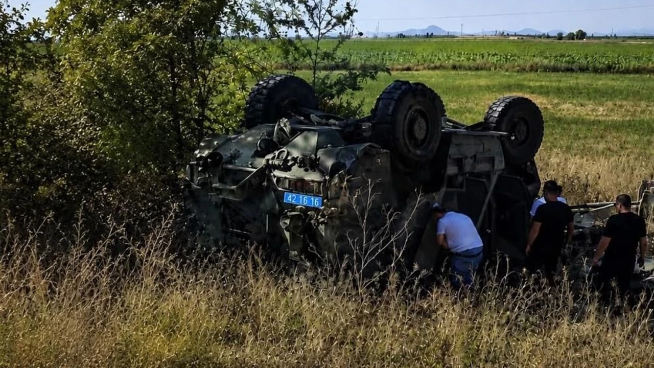 Konya’da askeri araç devrildi: 1 yaralı