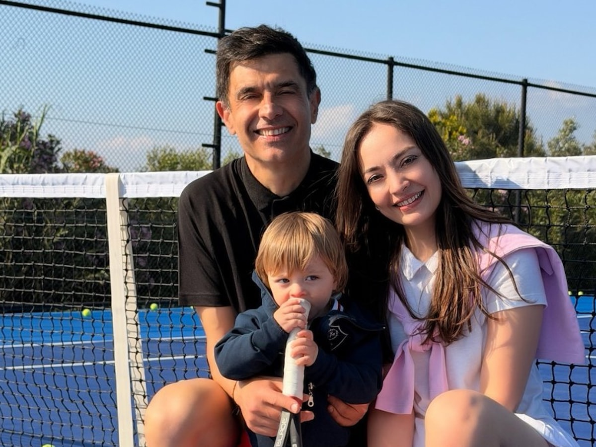 Cansel Elçin ve Tuğçe Bayat'tan yeni paylaşım! Oğulları Atlas’a yorum yağdı