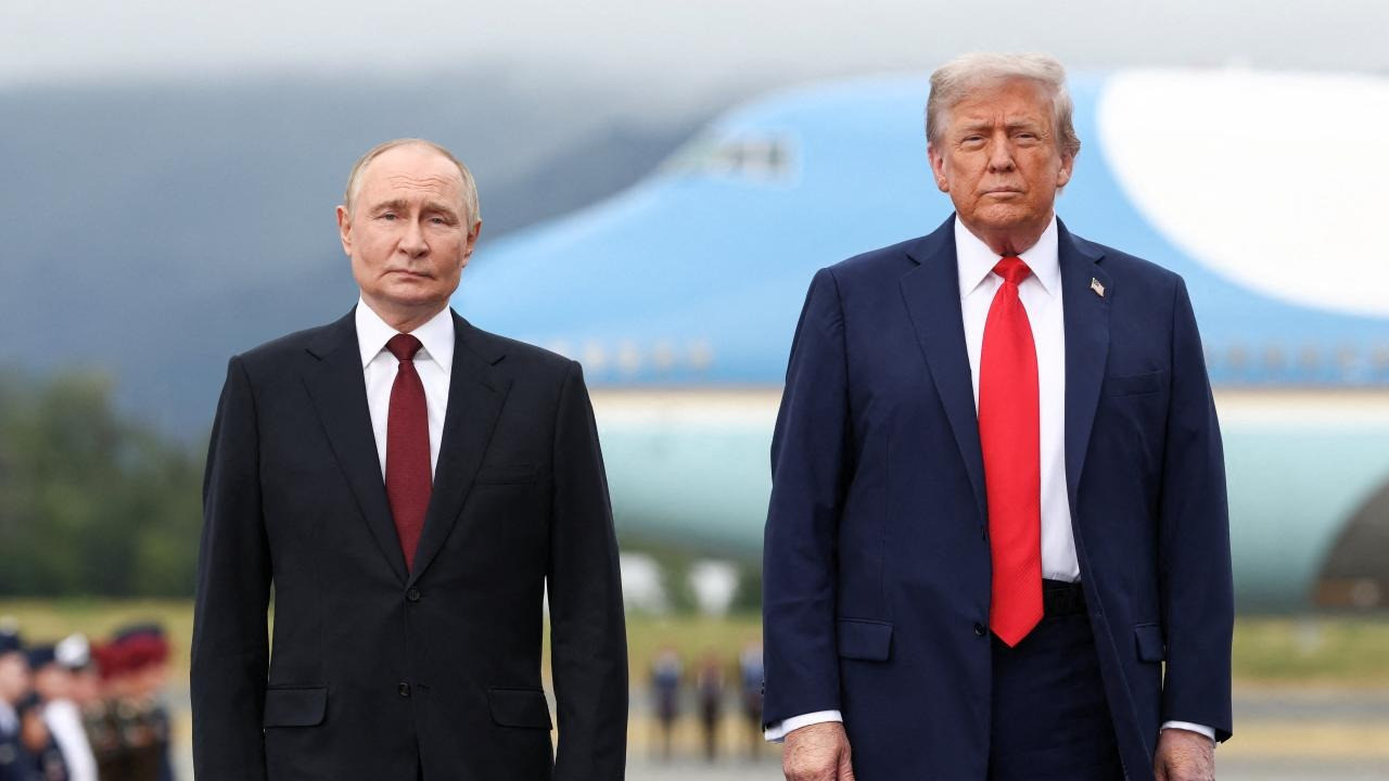 Putin ve Trump telefonda görüştü