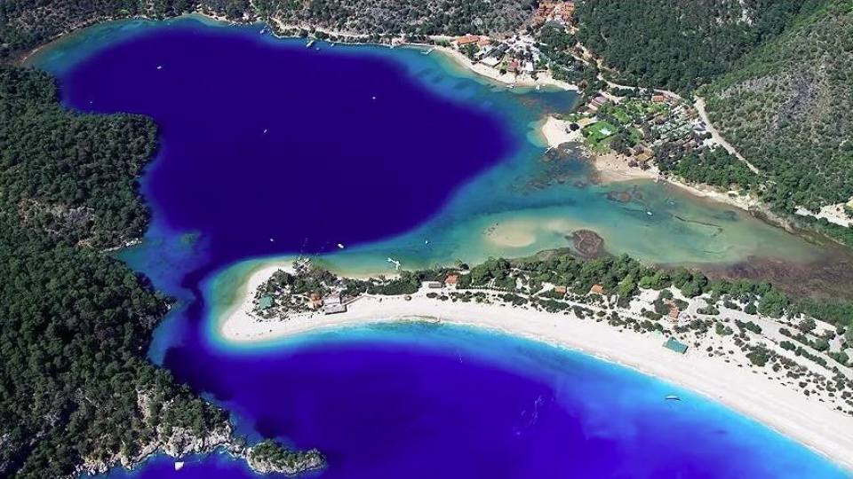 Turizmde yabancı işçiye prim desteği yok