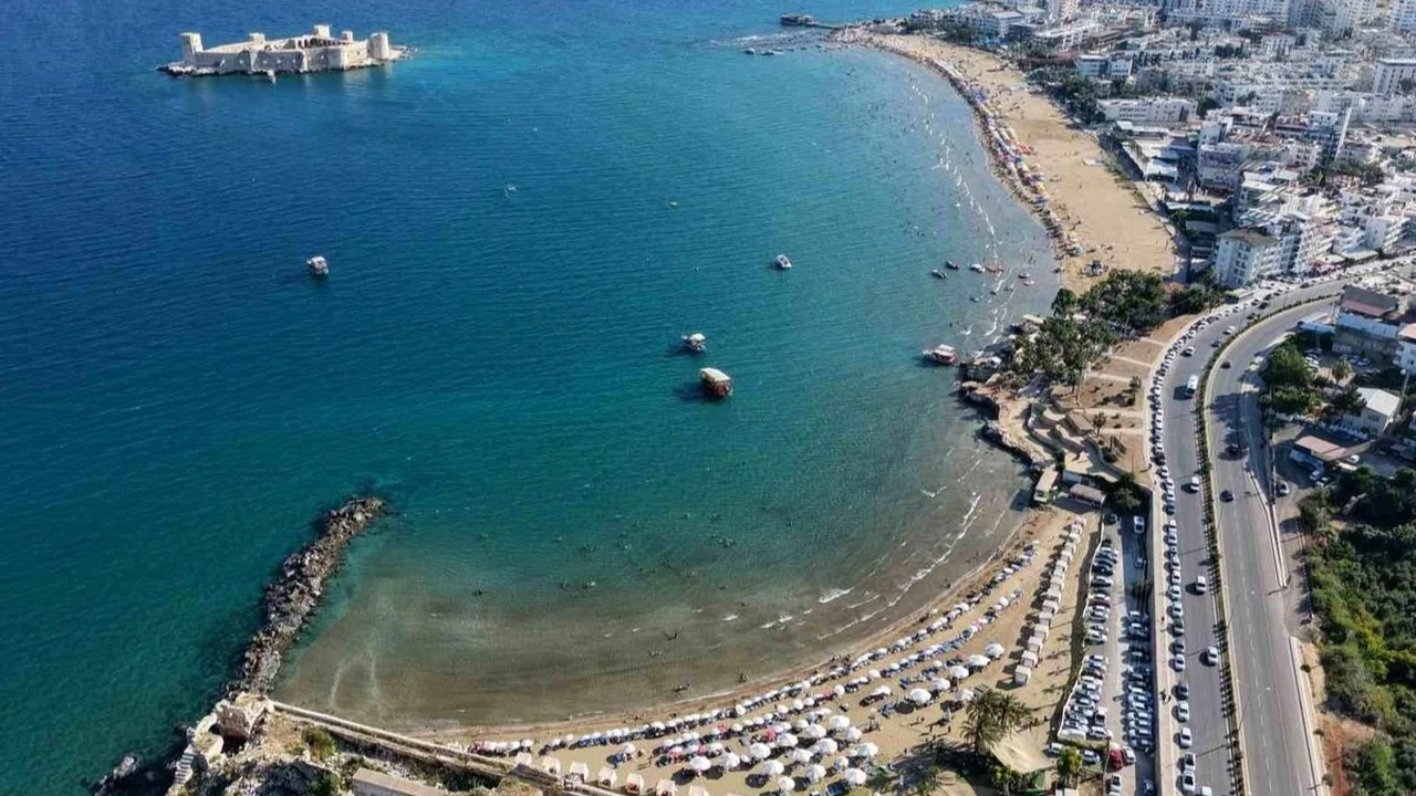 "Türkiye'nin hiçbir sahilinde böylesi yok!" Fiyatlar kat kat aşağıda, tatilciler akın etti