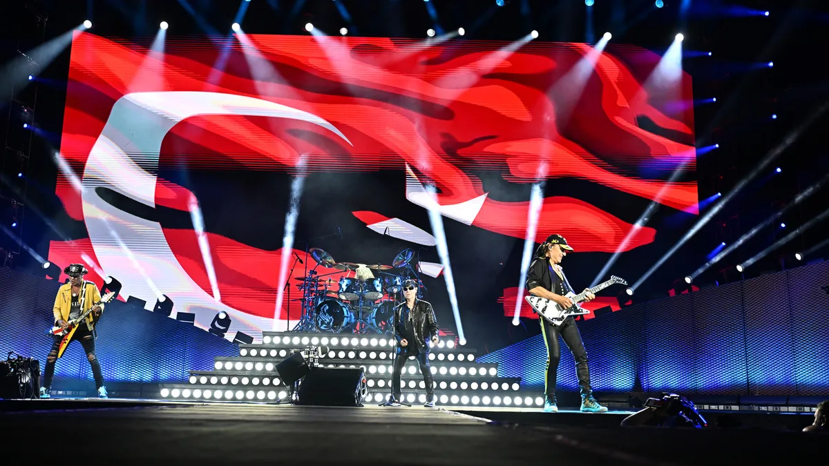 60 yıllık rock efsanesi Scorpions'tan 33 yıl sonra İstanbul konseri
