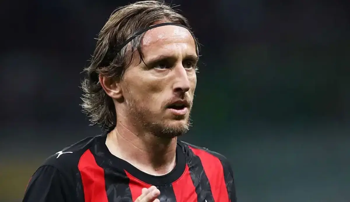 41 kere maşallah! Luka Modric Milan'la sözleşme uzattı