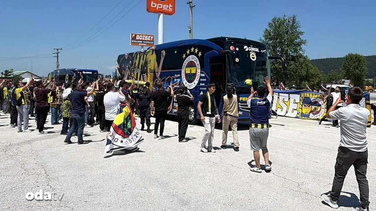 Fenerbahçe'ye Düzce'de coşkulu karşılama