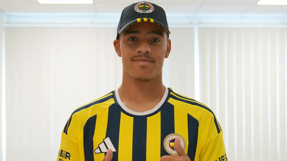 Fenerbahçe'de büyük gün! Mason Greenwood, İstanbul'a geliyor