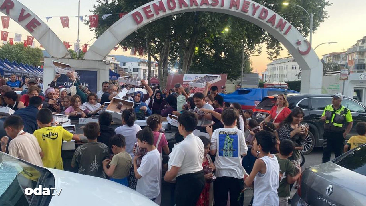Bedava kiraz izdiham yarattı