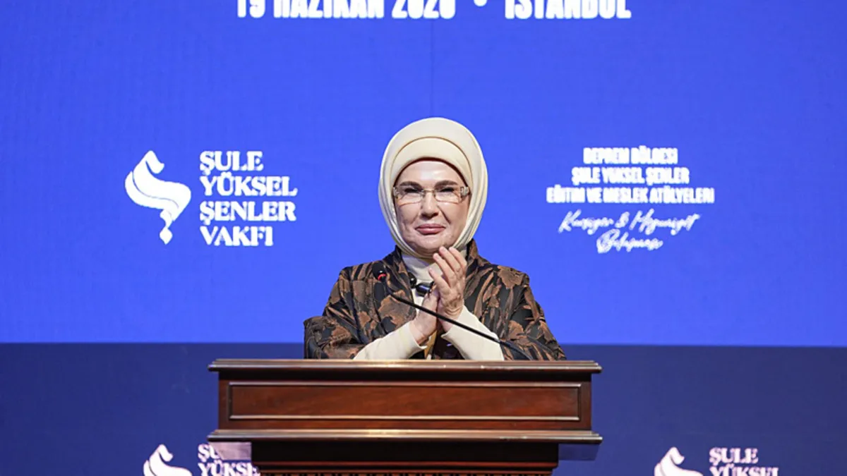 Emine Erdoğan: Yüzünü ümitle geleceğe dönen bir milletiz