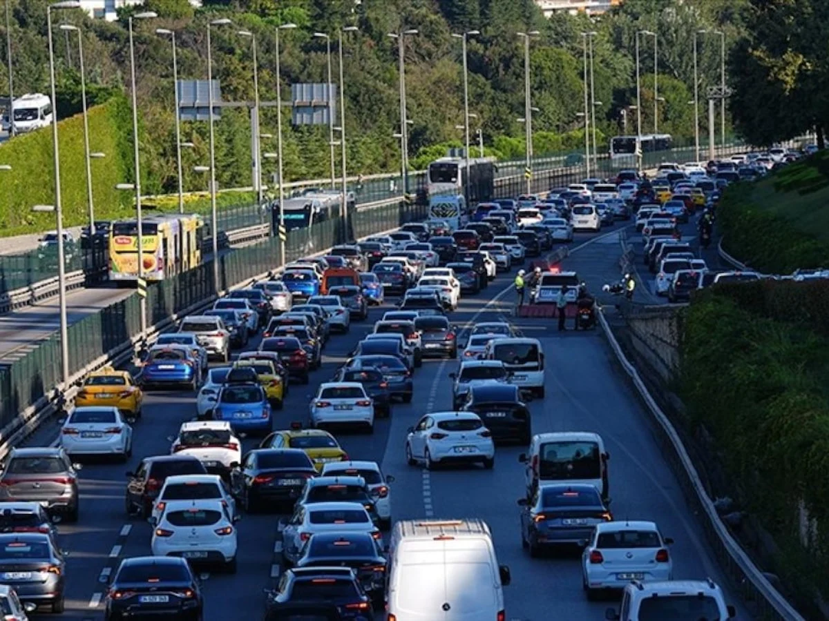 İstanbul'da trafik çilesi bitmiyor