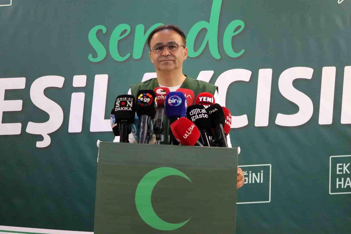 Yeşilay İzmir Şube Başkanı Yahşi'den 'bağımlılık' vurgusu: "Hiçbir çocuk vatan toprağından kopmasın"