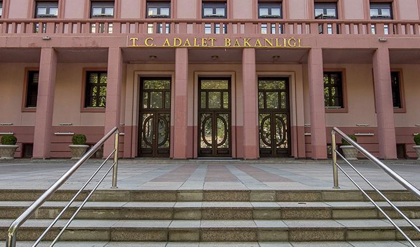 Adalet Bakanlığı’ndan e-Duruşma için yeni düzenleme