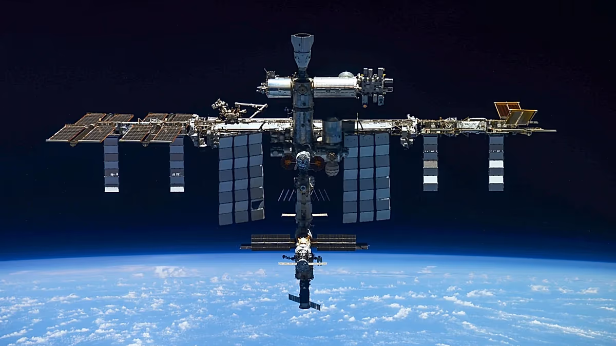 Uzay istasyonunda hava kaçağı alarmı: Astronotlar kapsüle sığındı