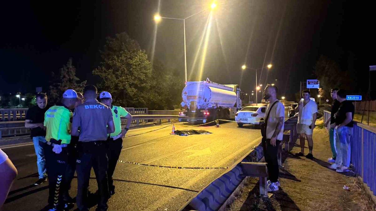Yalova'da otomobilin çarptığı yaya hayatını kaybetti