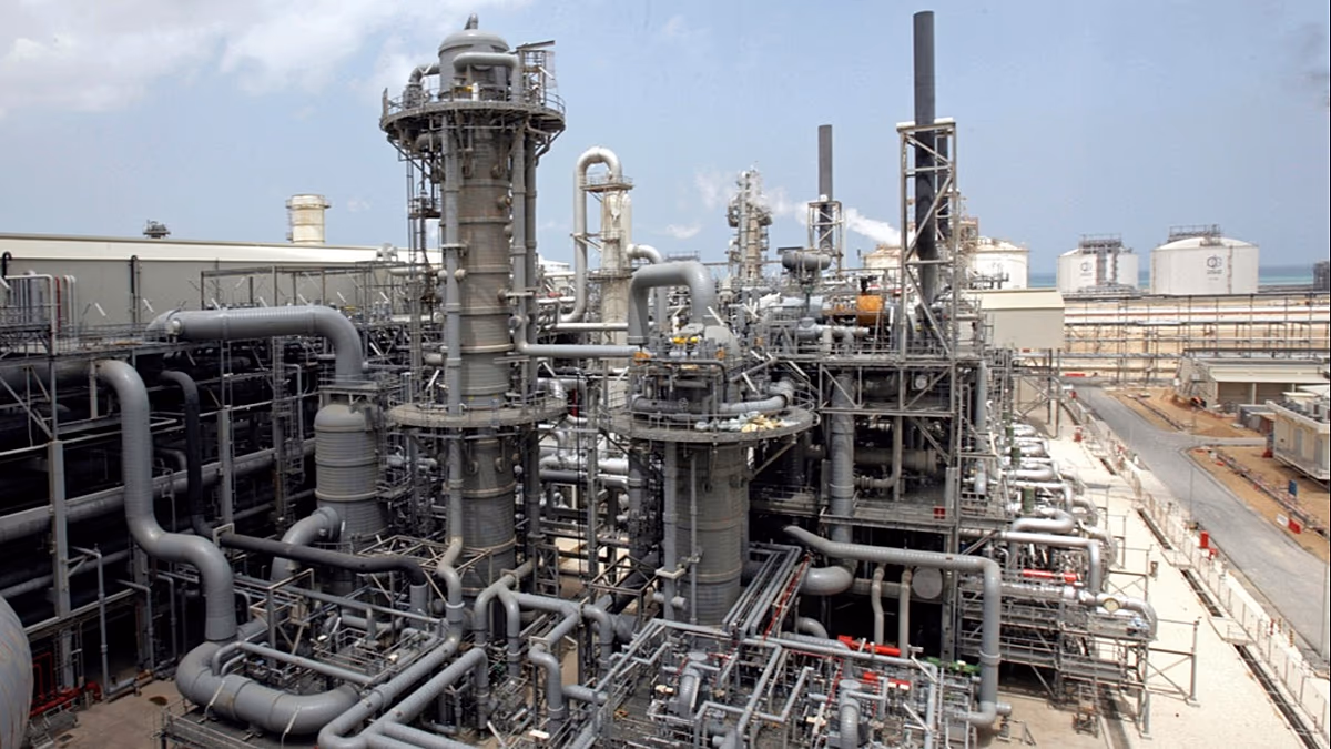 Katar'ın en büyük enerji tesisinde patlama: 54 yaralı, 18 işçi kayıp