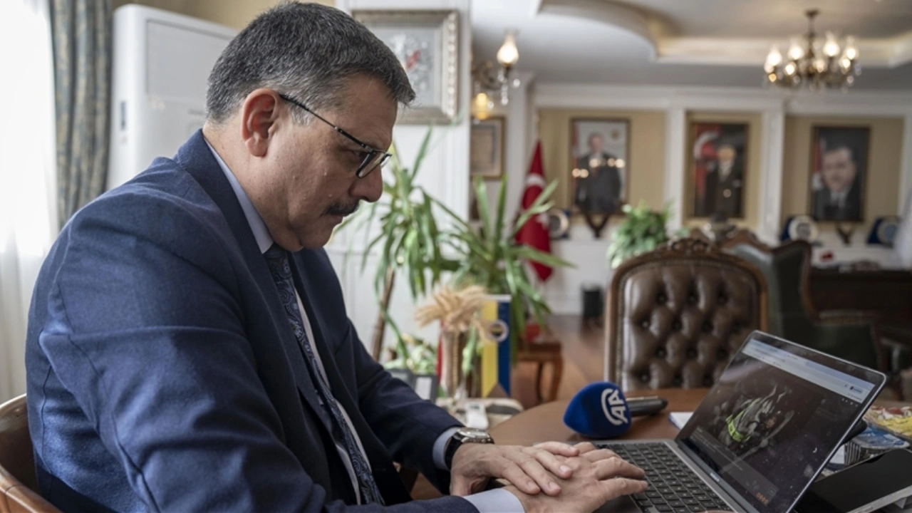 Bakan Çiftçi'den kaymakamlara sosyal medya uyarısı: Şov amaçlı kullanmamak lazım