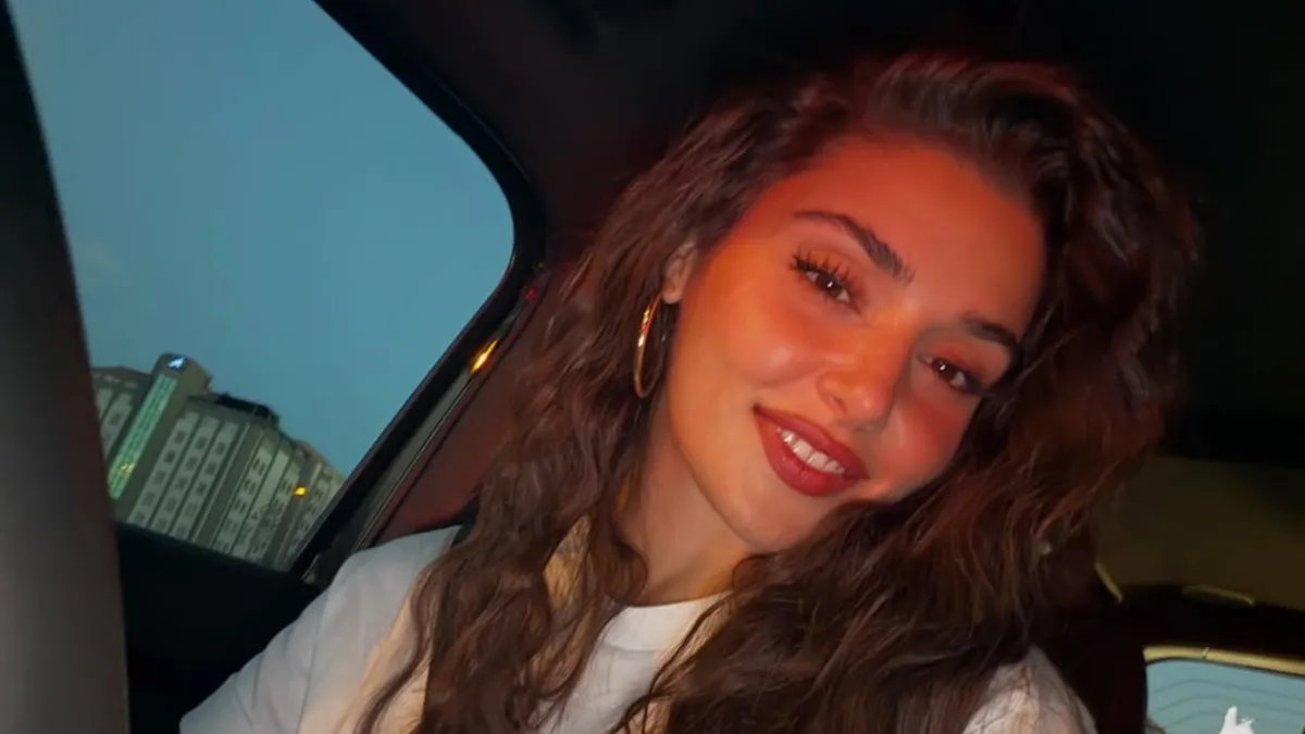 Hande Erçel yeni paylaşımıyla kafa karıştırdı! Üzmek tehlikeli ve yasaktır