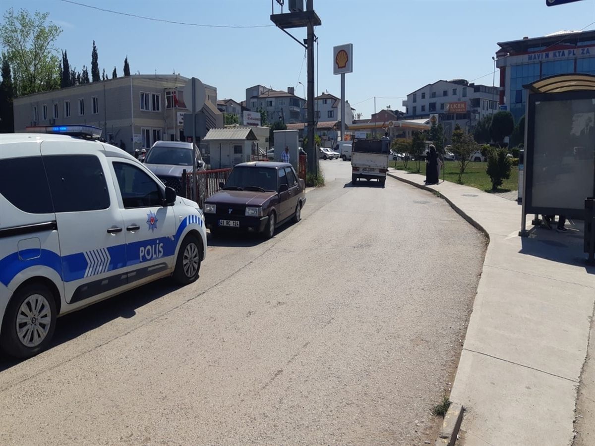Takip ettiği eski komşusunu bıçakladı, 'Gönül ilişkimizi kullanıp beni dolandırdı' dedi