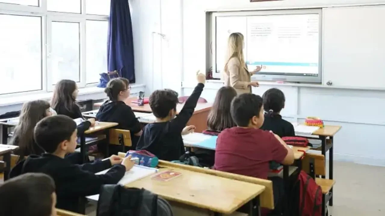 MEB il içi isteğe bağlı yer değiştirme sıra sonuçlarını açıkladı