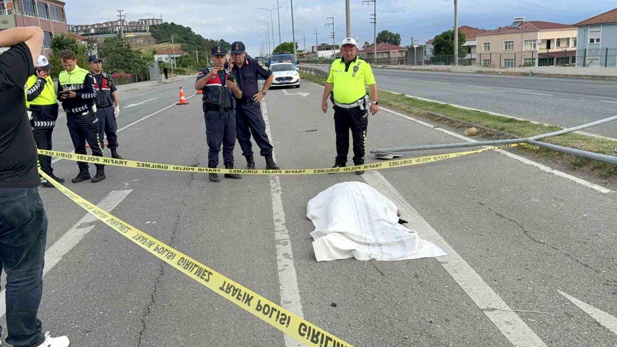 Refakatçi olarak hastaneye giderken kazada hayatını kaybetti