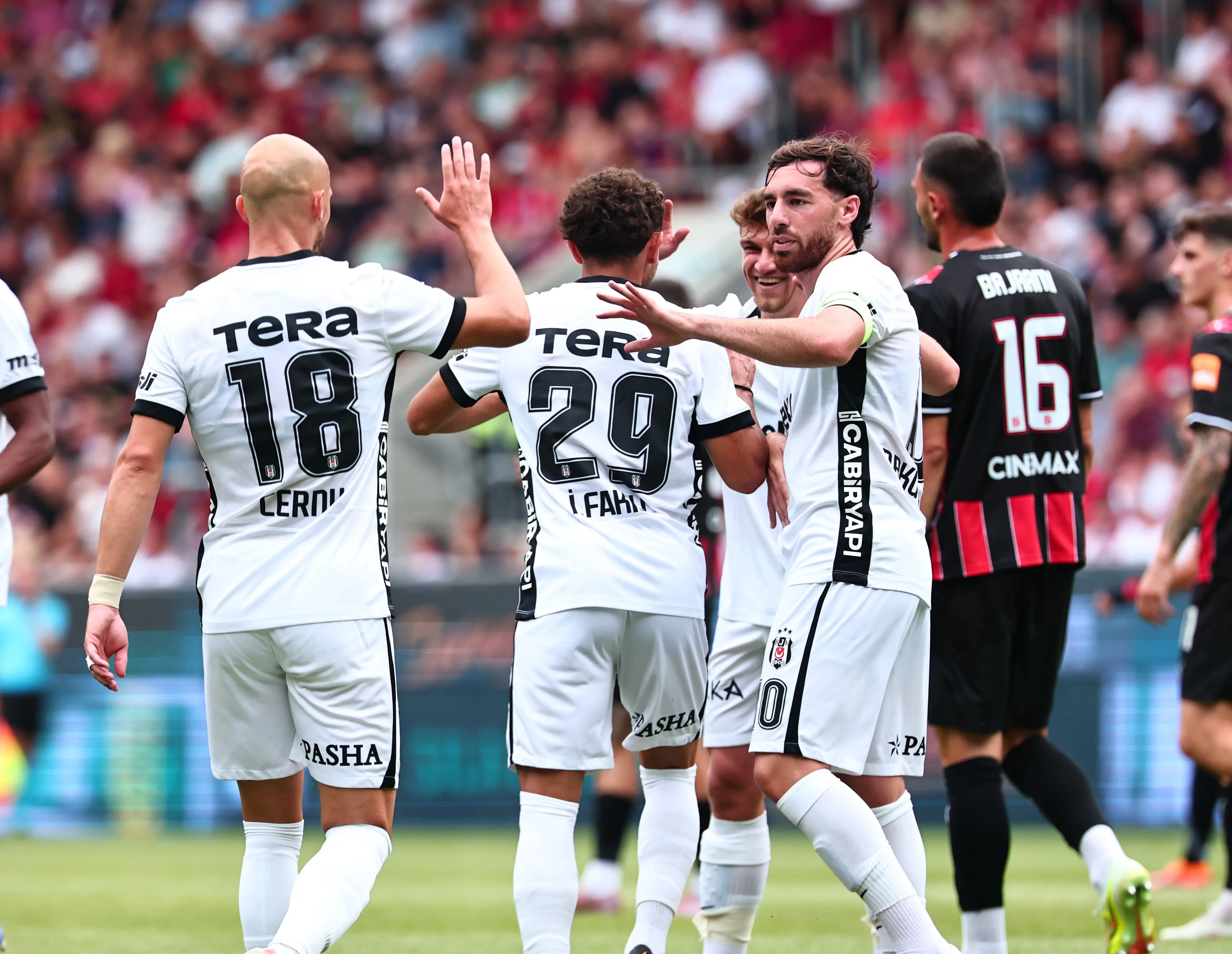 Beşiktaş, Slovakya kampını tamamladı