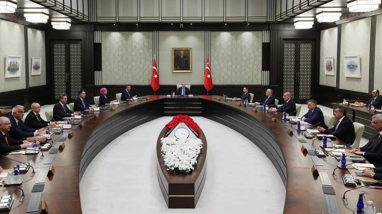 Kabine toplandı: Kritik ve stratejik konular masada