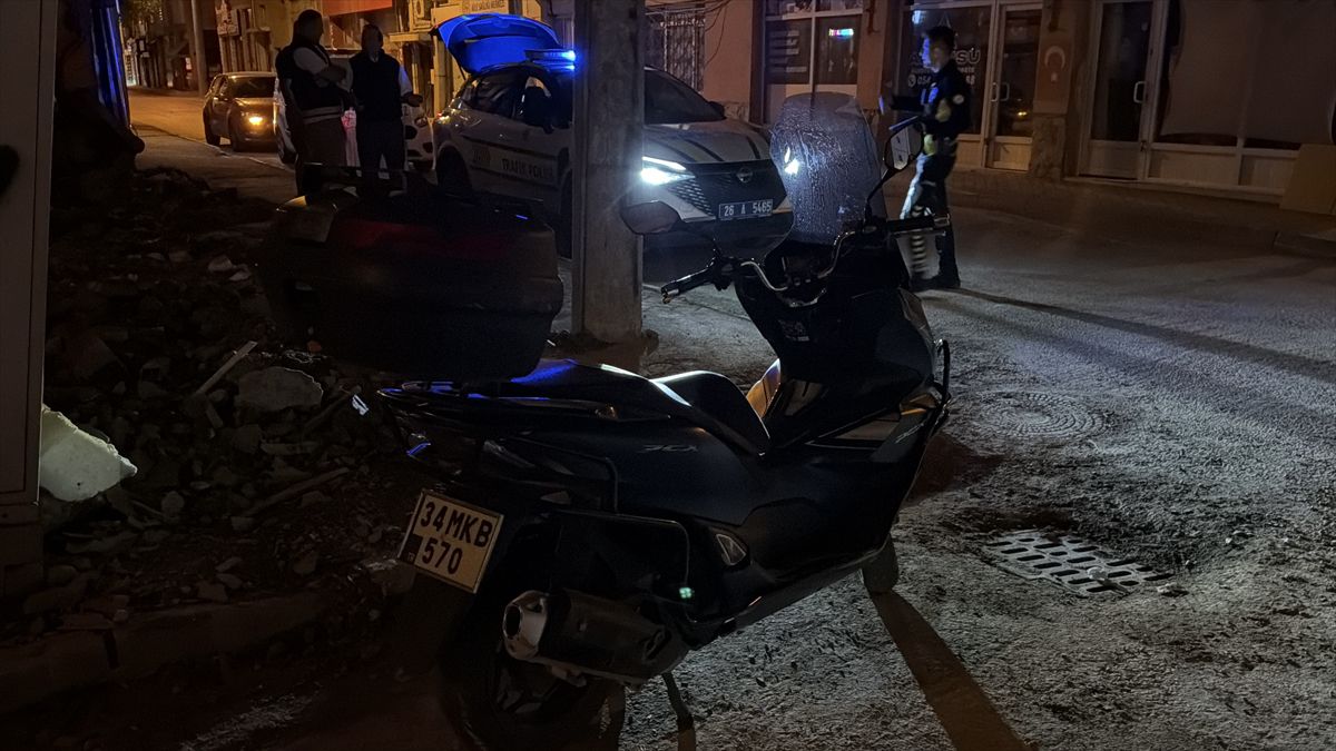 Eskişehir’de otomobille çarpışan motosikletin sürücüsü yaralandı