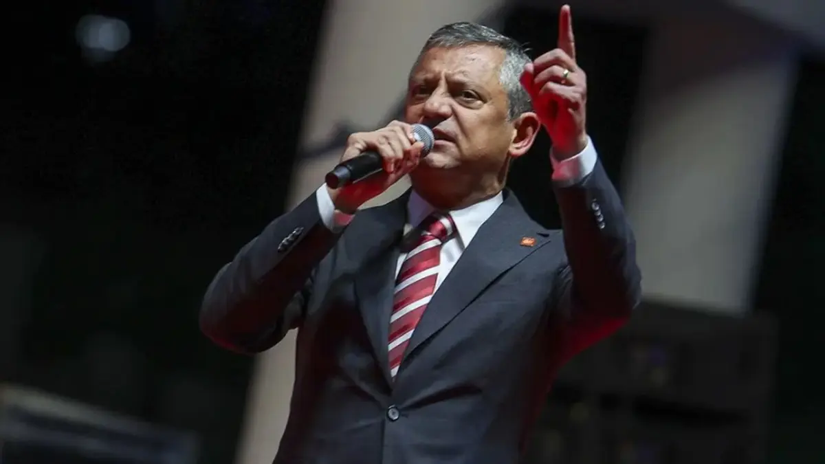 Özgür Özel'den 'yeni parti' açıklaması! 'B planı' sözleriyle duyurdu ve tarih verdi