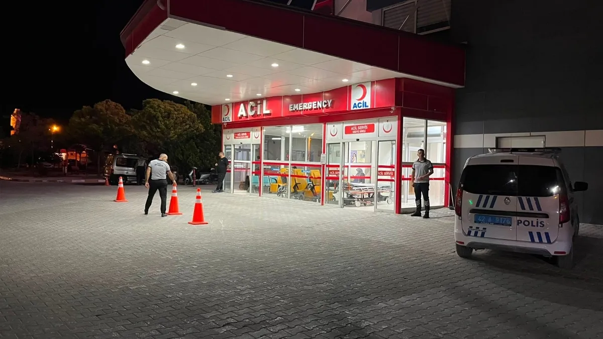 Konya’da motosiklet otomobile çarptı: 2 yaralı
