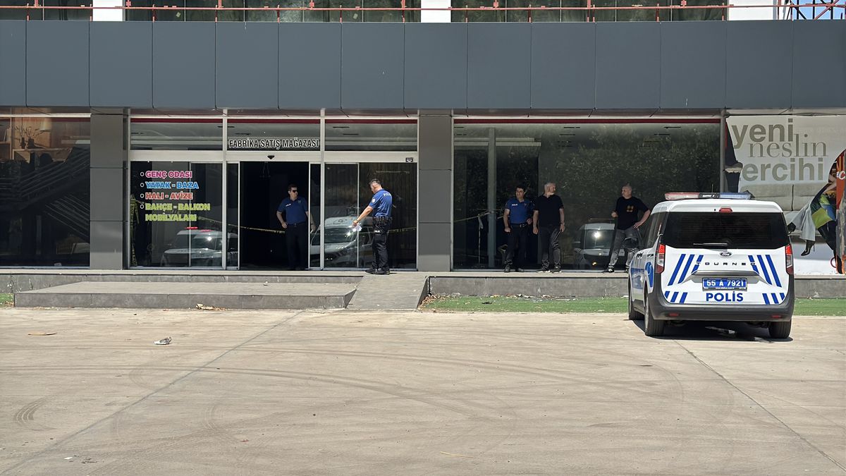 Husumetlisini dizlerinden tabancayla vurdu