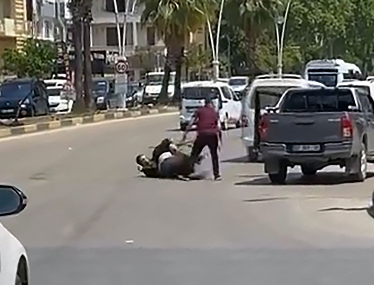 Cadde ortasındaki kavga, aile meselesinden çıkmış; taraflar tutuklandı