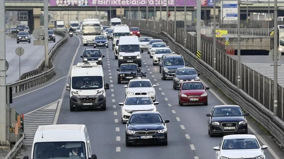 Trafikte bunu yapan yandı! Düzenleme Meclis’e sunuldu: Ehliyetler iptal edilebilir