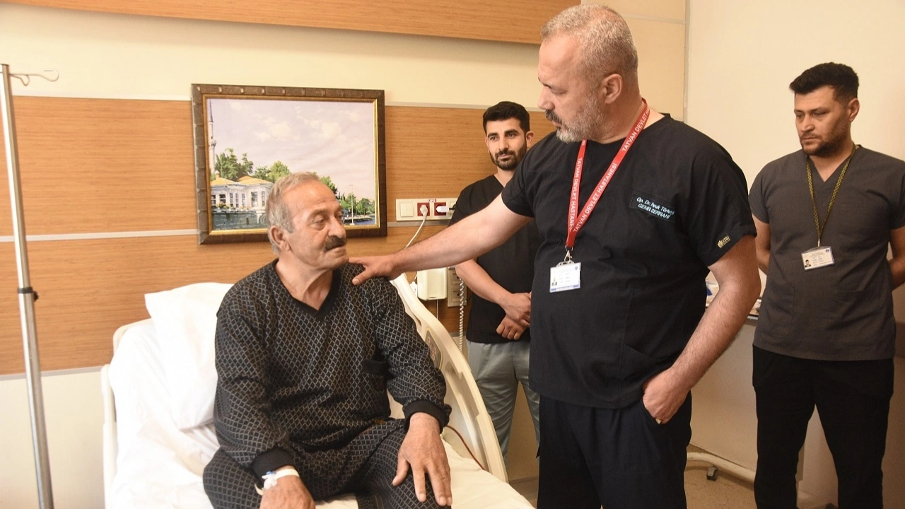 Bitlis'te ilk kez yapıldı! Ameliyat 5,5 saat sürdü
